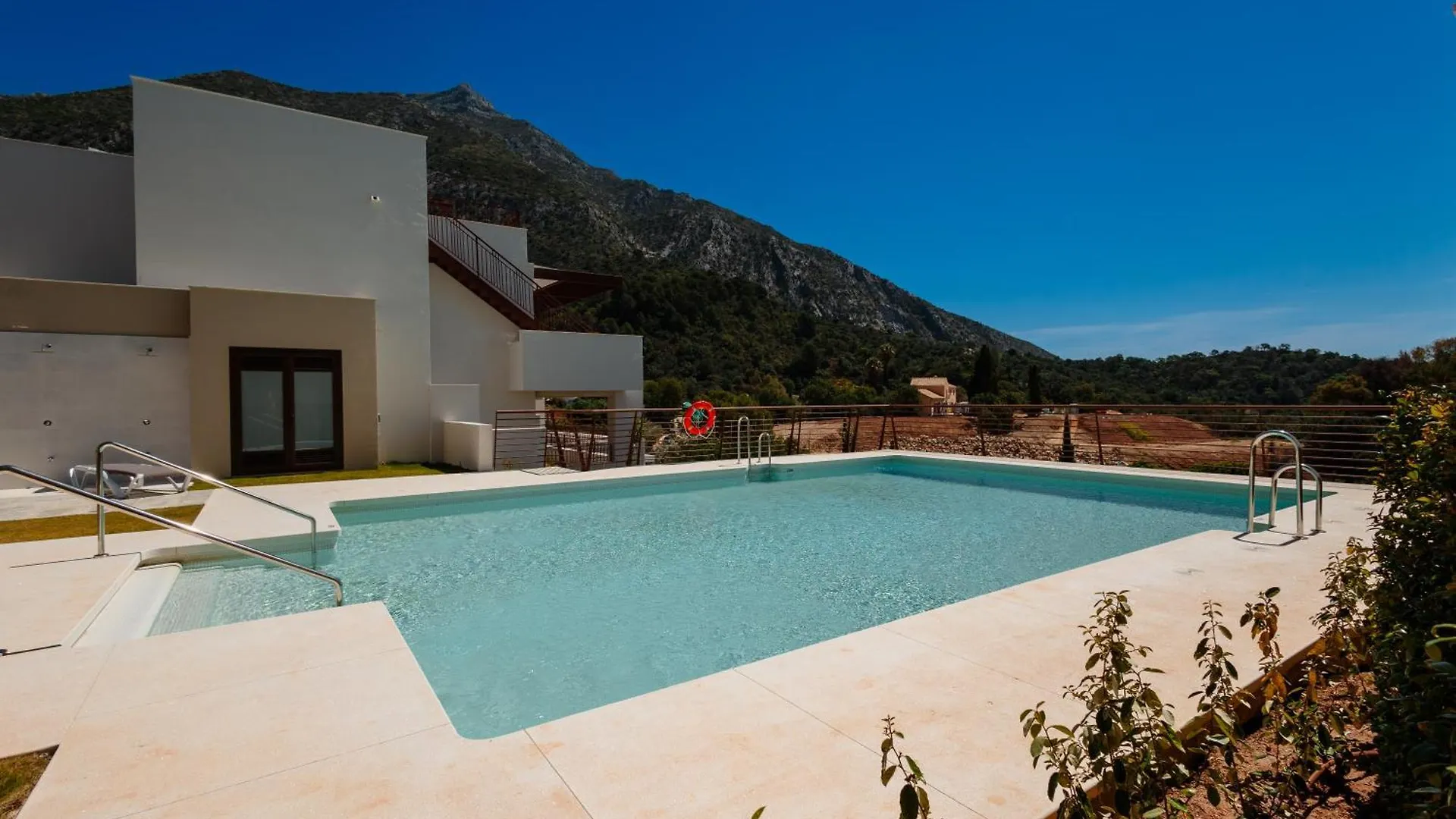 New Built Penthouse With Stunning Sea Views Almazara Hills Apartment Istan