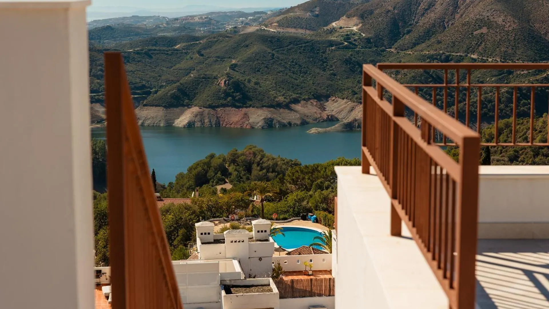 New Built Penthouse With Stunning Sea Views Almazara Hills Apartment Istan Spain